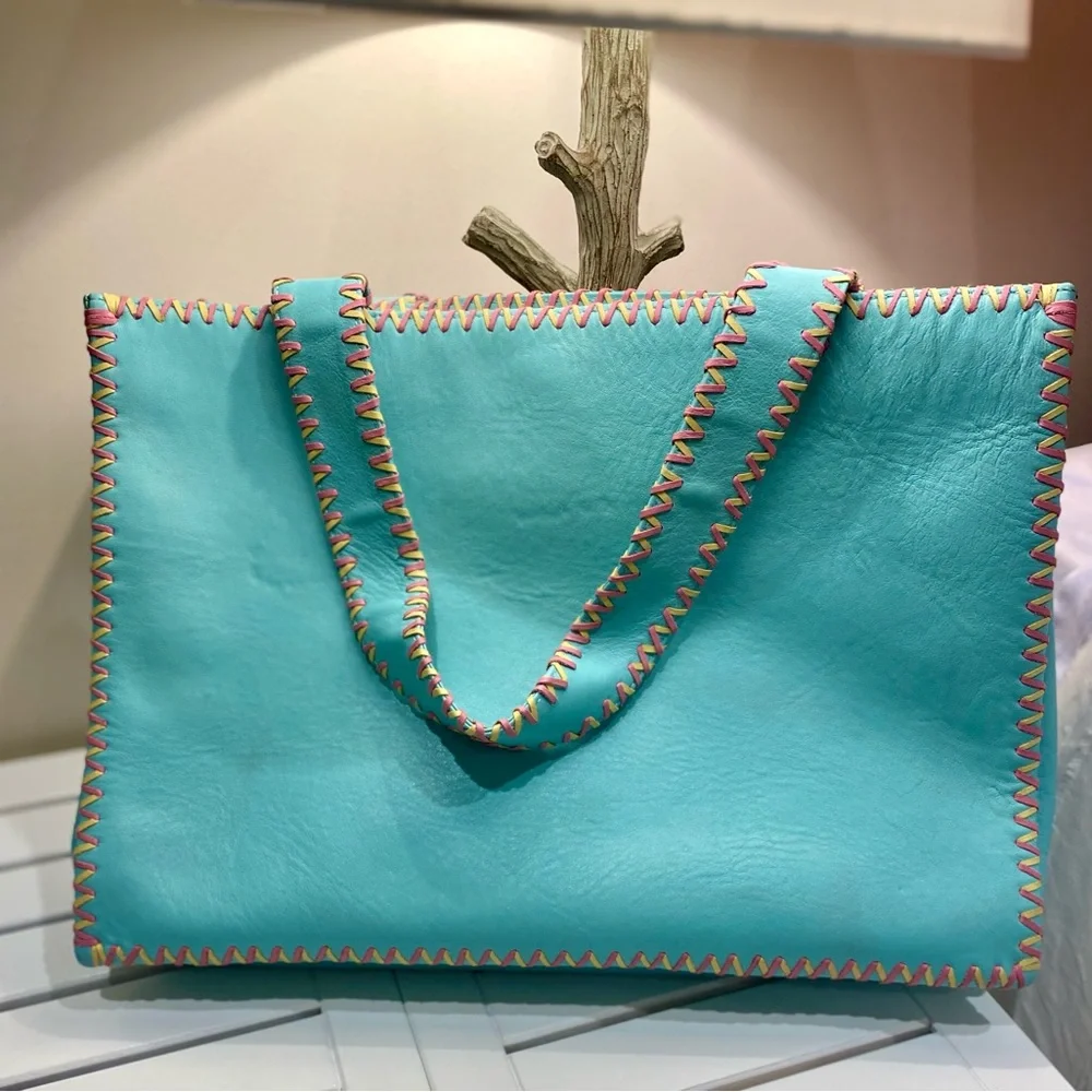 L. McLaughlin tote